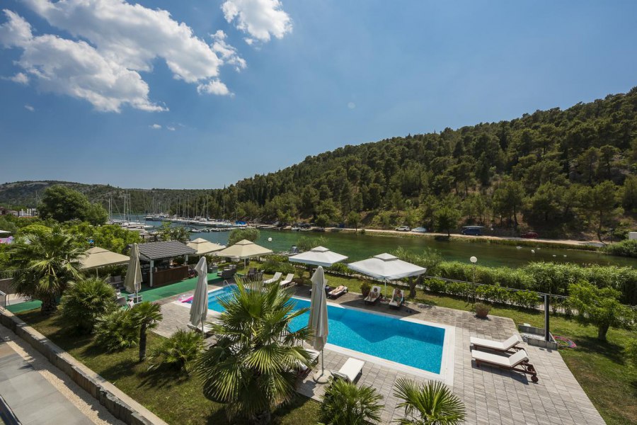 Hotel Bonaca in Skardin, Krka Meren - Reiskick