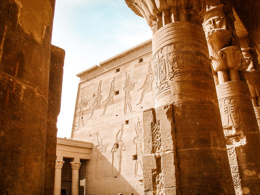 Tempel van Isis genaamd Philae, Aswan Egypte - Reiskick