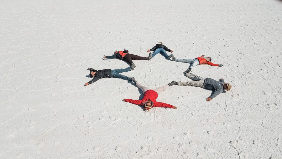 Reis kick Uyuni zoutvlaktes (2)